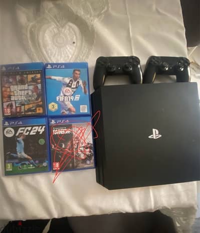 ps4 pro 1tb + 2 controller + fc24  and fifa 19 and gta 5