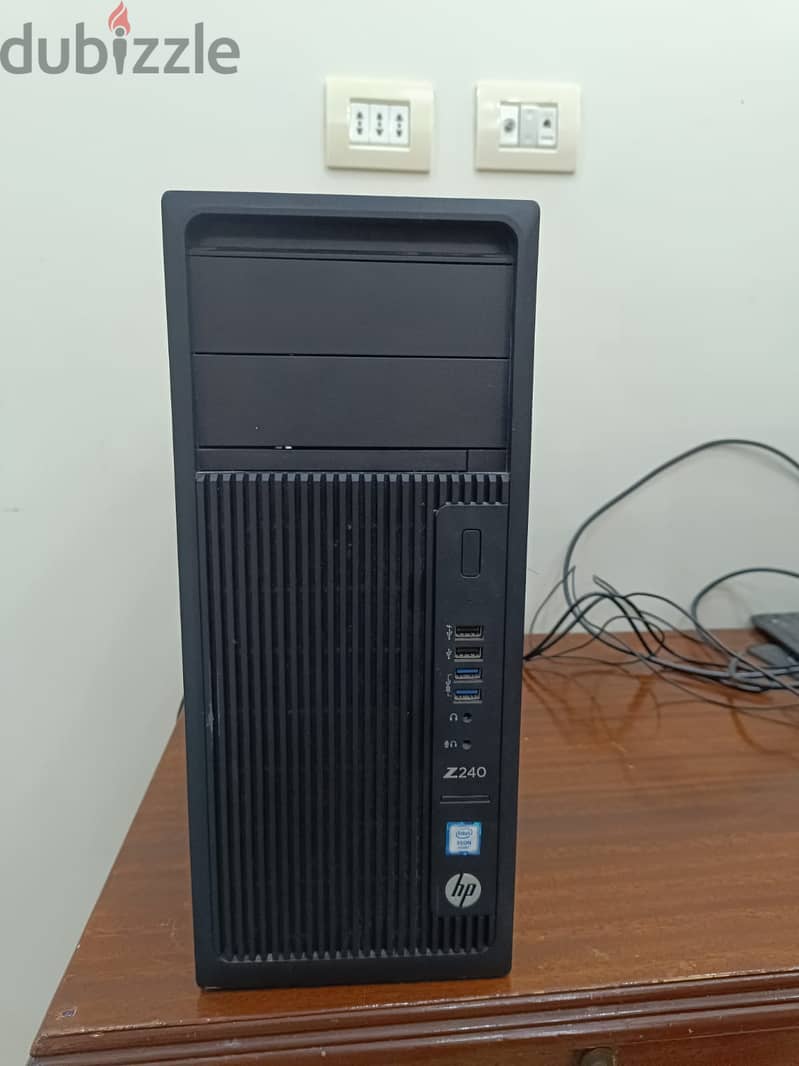 HP XEON Z240 0