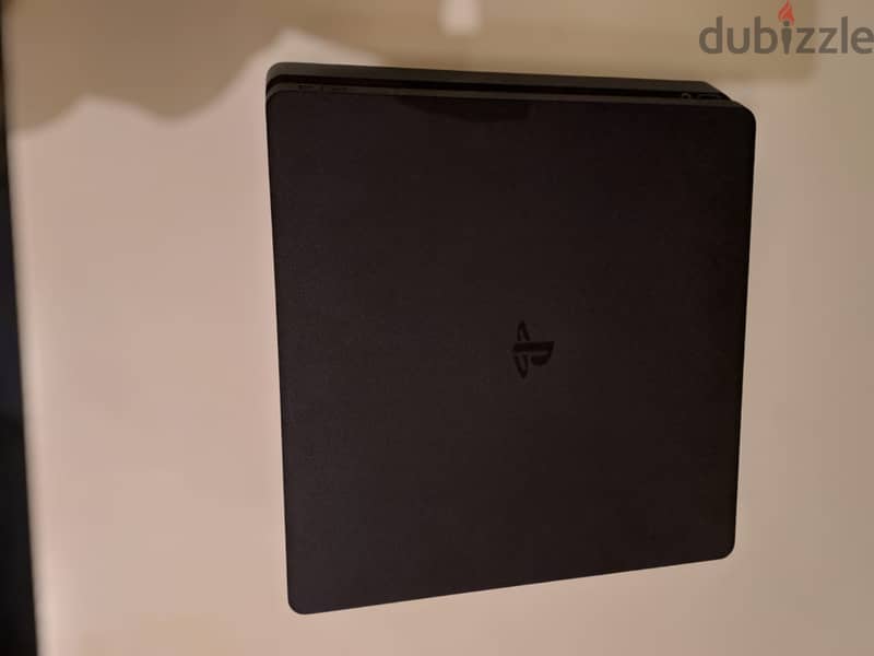 Playstation 4 slim 1tb 0