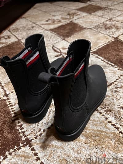 Tommy Hilfiger original boots From USA.