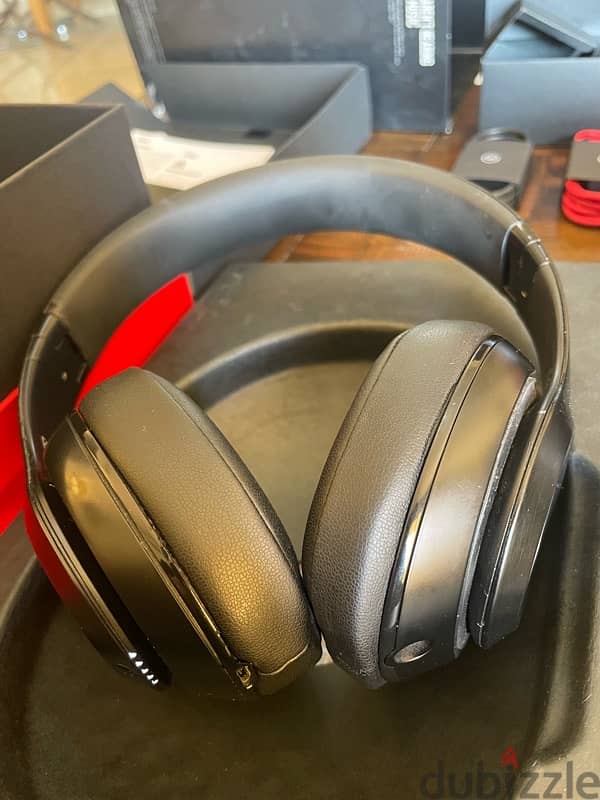 Beats Studio Wireless 4