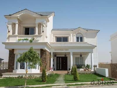 Independent villa 425 sqm / 6 rooms / immediate receipt / for sale in Fifth Settlement, in installments over 8 years without interest