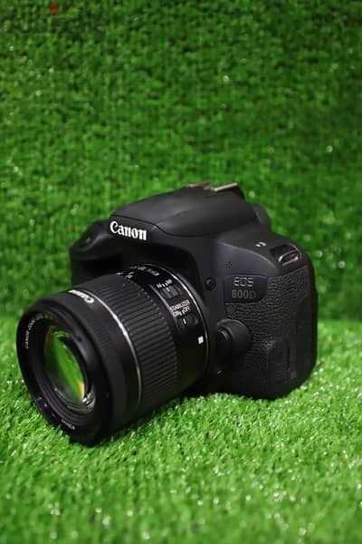 Canon 800D