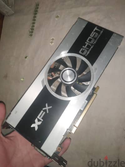 كارت شاشة XFX HD 7870 للبيع بحالة جيدة (مع عيب بسيط)