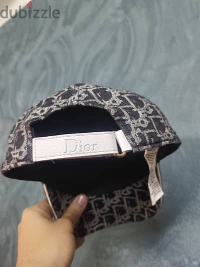 Dior cap used