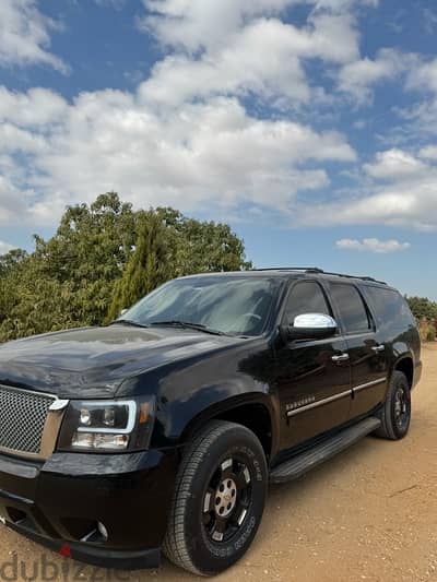 Chevrolet Suburban 2012