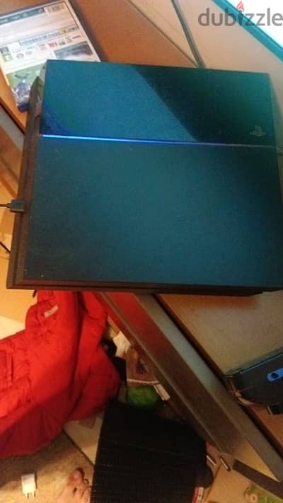 playstation 4 like new