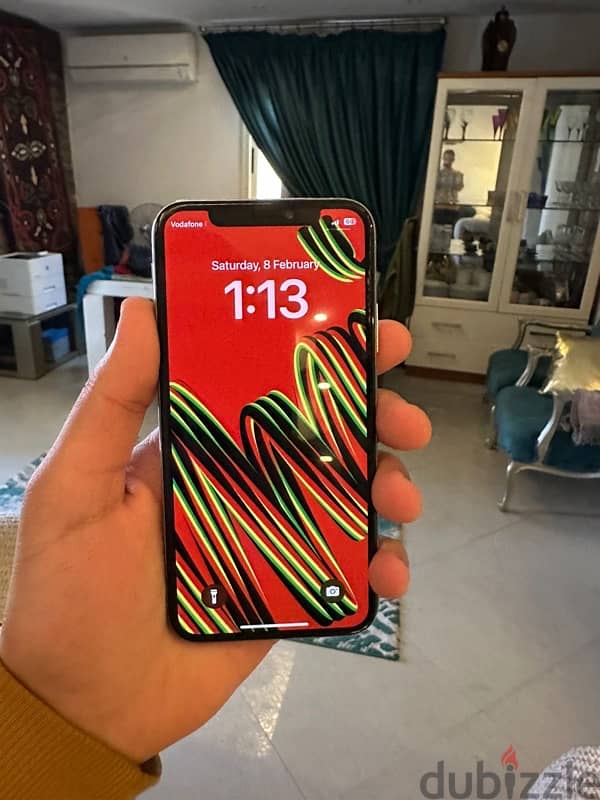 iPhone XS white 2