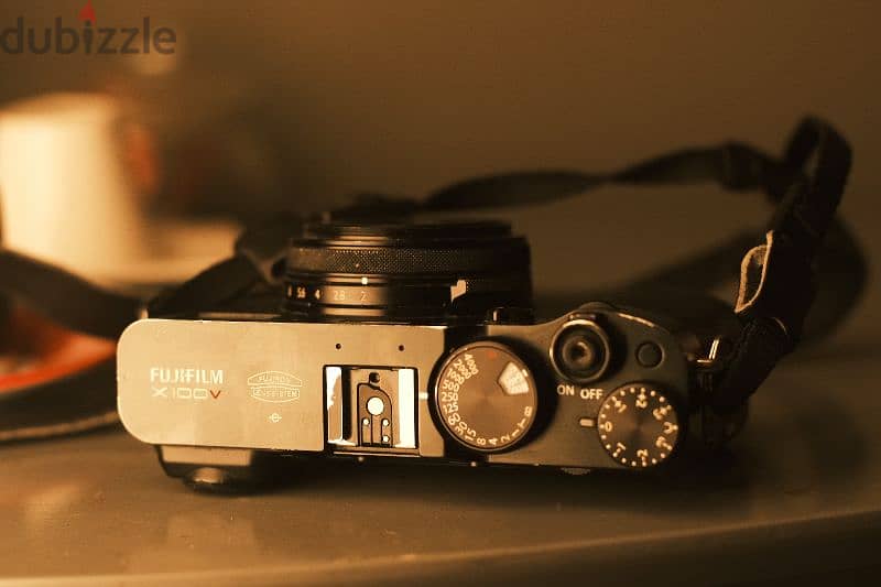 Fujifilm X100V 2