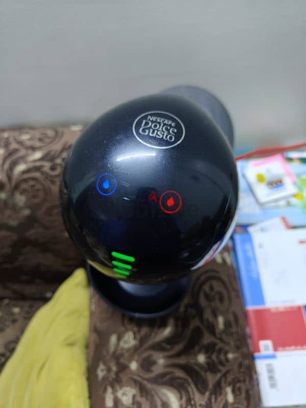 NESCAFE Dolce Gusto machine 9