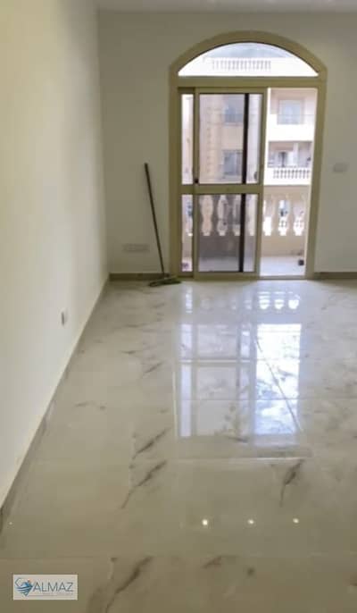 شقة للايجار تشطيب سوبر لوكس في البنفسج عمارات بالاسانسير في التجمع الاول El Banafseg buildings