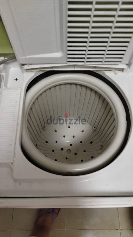 Hitachi - Washing Machine 5