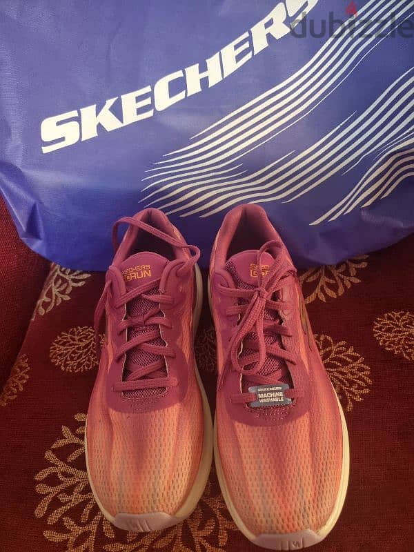 sketchers running 3