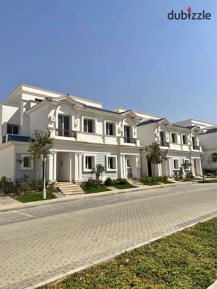 A ready-to-move-in townhouse for sale in Mountain View I City, New Cairo. 0