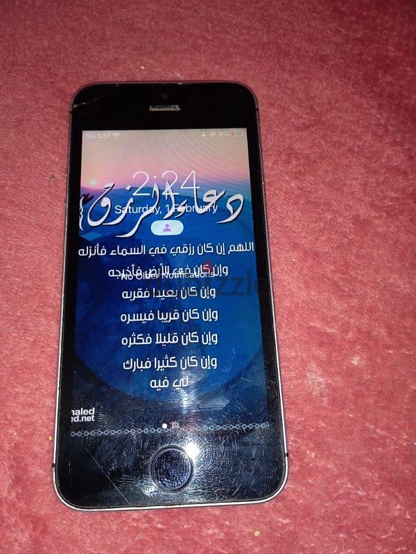 ايفون se 6