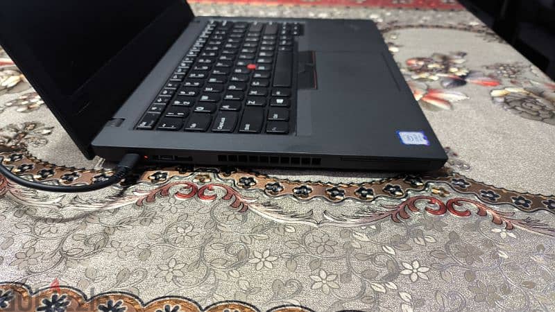 LENOVO THINKPAD T840 - i5 8TH GEN 256GB SSD WINDOWS 10 PRO 1