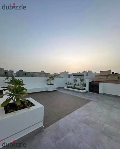 Penthouse (ready for inspection) 220 sqm + 110 sqm roof for sale in compound in front of Al-Rehab