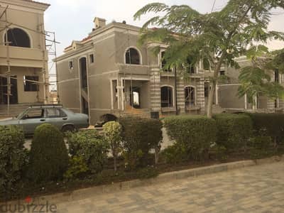 ستاند الون للبيع بسعر حصري في كمبوند فيلار ريزيدنس Villar Residence