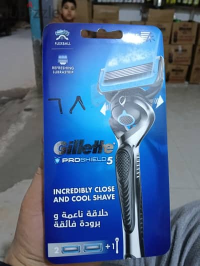 ماكينة حلاقة جيليت PROSHIELD5