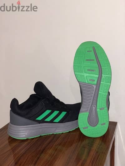 Adidas running galaxy 5 shoes