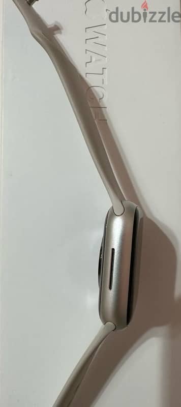 Apple Watch Series 7 -Gold in excellent condition 2