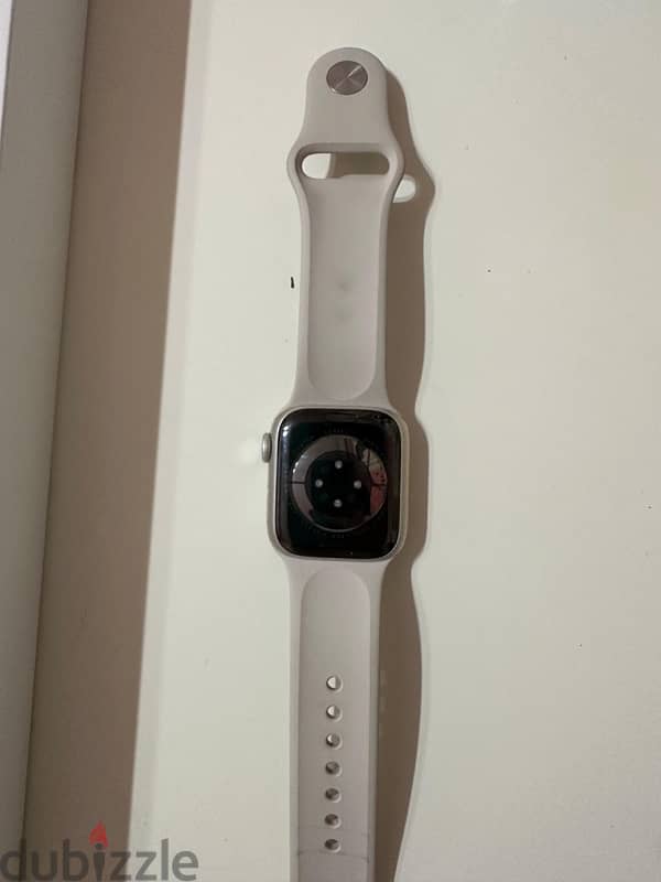 Apple Watch Series 7 -Gold in excellent condition 3