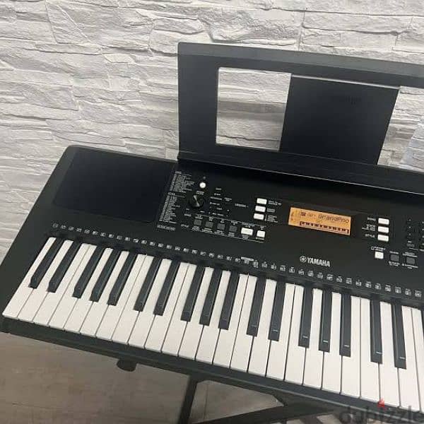 YAMAHA PSR-E363 61-Key Touch Sensitive Portable Keyboard 1