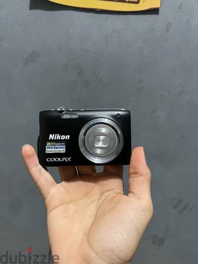 كاميرا Nikon Coolpix a100