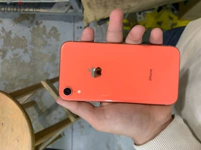 iPhone XR خطين