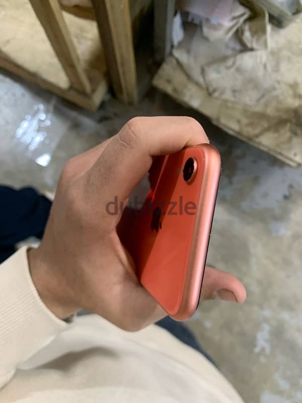 iPhone XR خطين 3