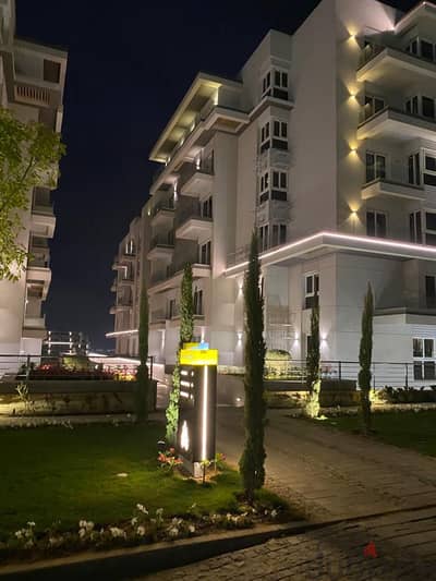 Apartment for sele mountain view icity