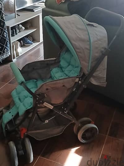 stroller used a month only like new