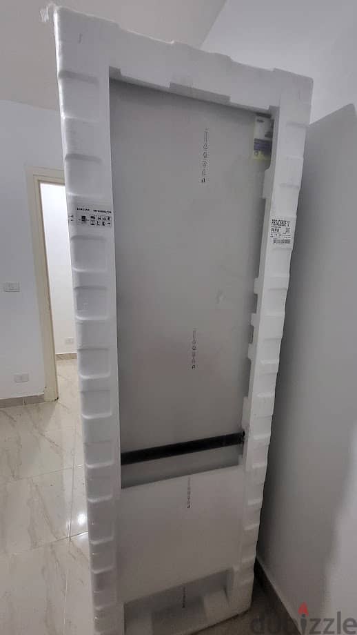 سامسونج ثلاجة جديدة بفريزر سفلي 340 لتر Samsung No Frost Refrigerator 0