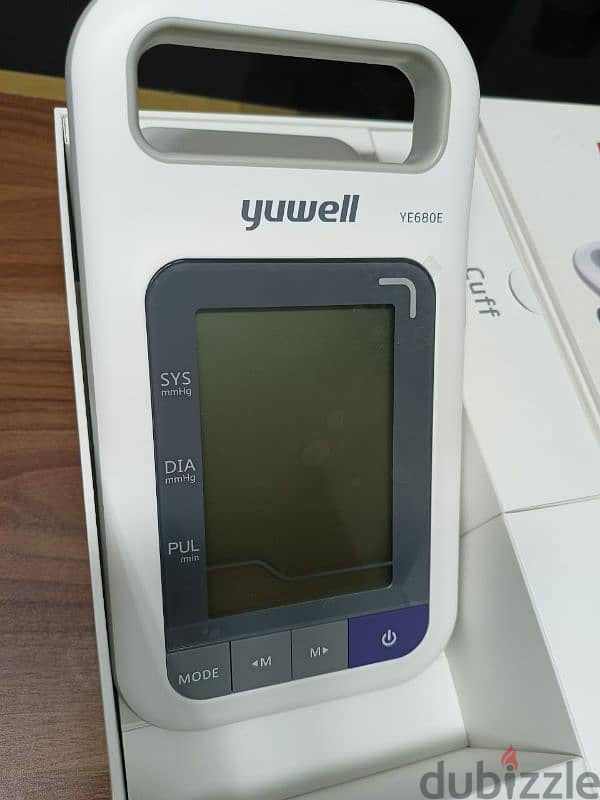 Yuwell blood pressure monitor model YE680E 3