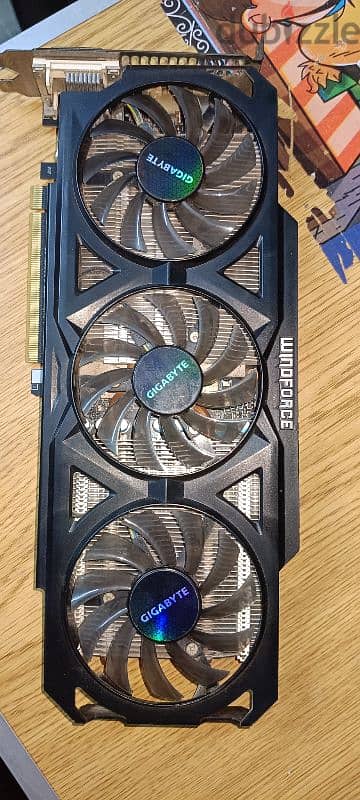 GTX 760 2gb gigabyte 3 fan windforce