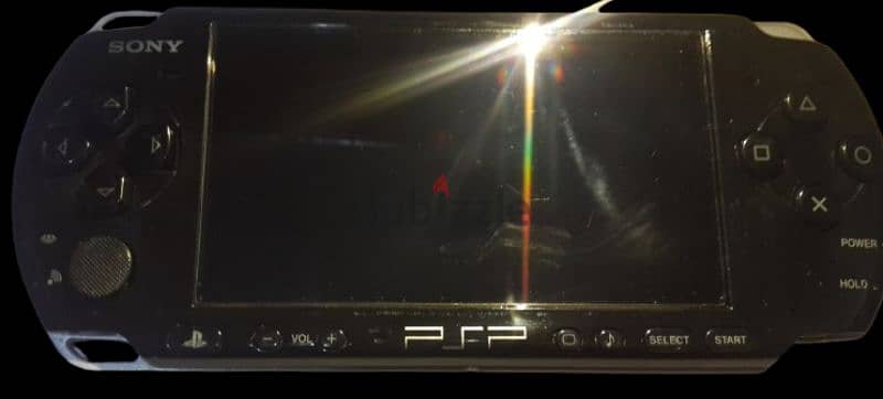 "PSP 3006 PB USA - كامل بالكرتونة، 8GB، 2 UMD، جاهز للتعديل - نادر! 8