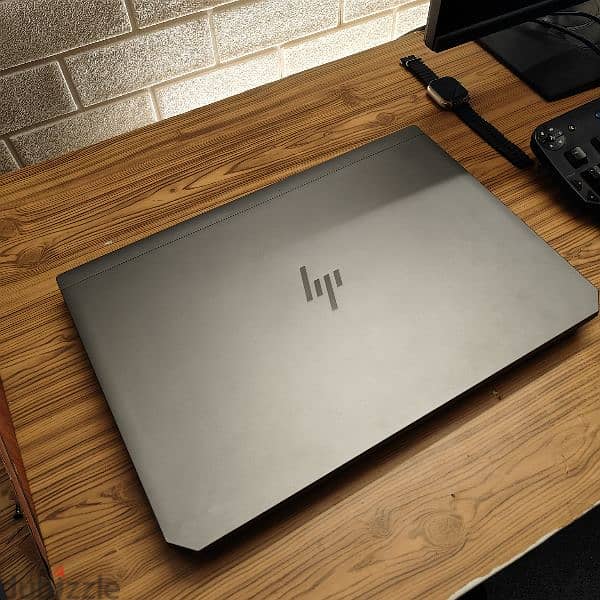 hp zbook 17 g6 RTX 3000 ( 6 giga ) 1