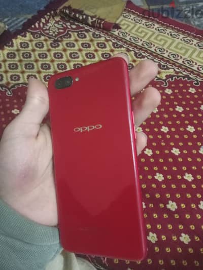 اوبو a3s للبيع قطع غيار + نوكيا 5 محتاج شاشه  oppo A3s قطع غيار للبيع