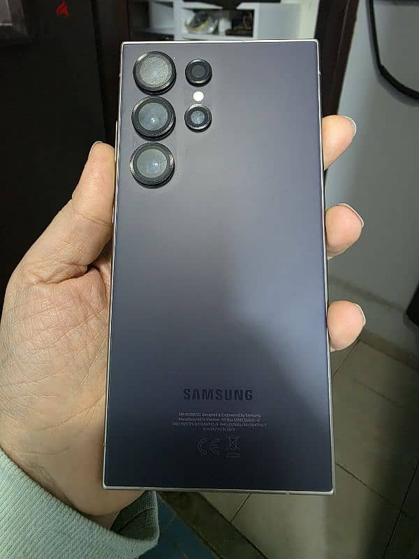 Samsung S24 ultra . . . 512 gb 4