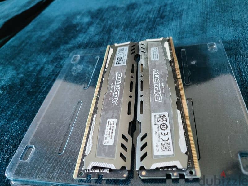 Crucial ballistx 16G (8gx2) CL15 3000mhz DDR4 1