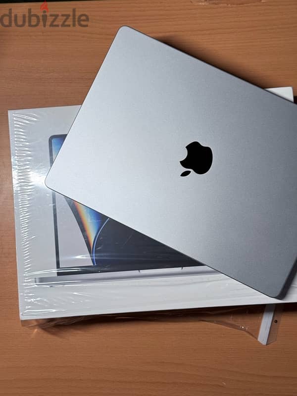 Macbook Pro M1Pro 16 Ram 1tb 5