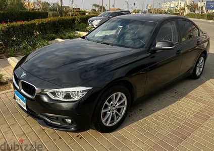 BMW 318 2018