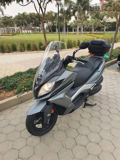 Kymco Downtown 350i