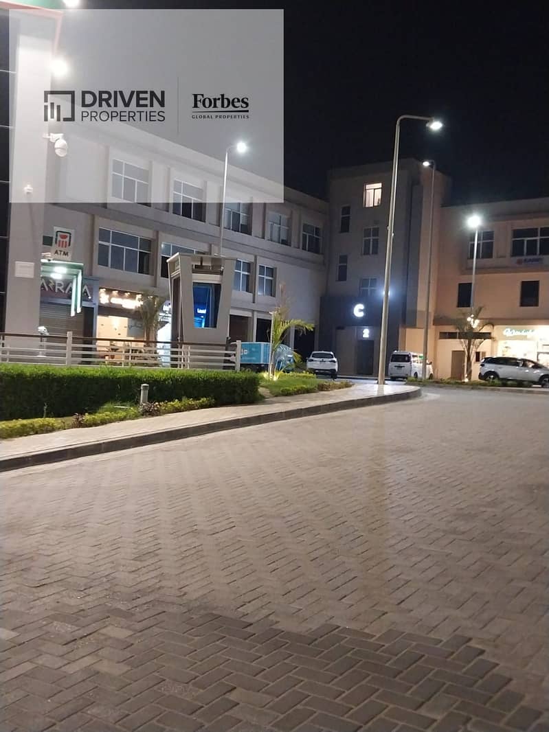 Shop for sale in Elkarma 4 Mall - Elsheikh Zayed City 0