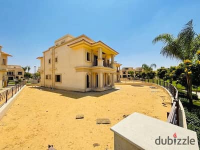 Separate villa for sale in Madinaty, in installments, land 600 meters