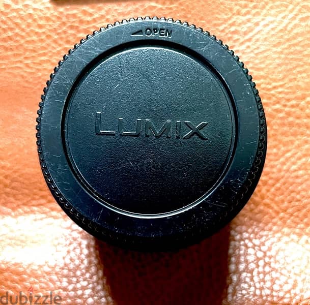 عدسه Panasonic Lumix 25mm F1.7 زيرو استخدام بسيط بدون خدوش بربع ثمنها 4