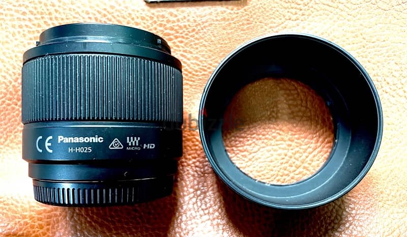 عدسه Panasonic Lumix 25mm F1.7 زيرو استخدام بسيط بدون خدوش بربع ثمنها 5