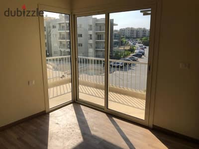 Apartment 109 m for rent in Address Compound - Sheikh Zayed | Special finishing with kitchen and air conditioning!