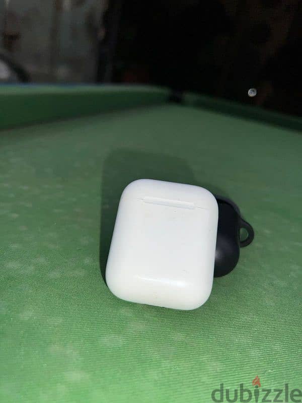 apple airpods 2Gen 2