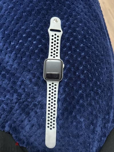 Apple watch series 5 nike 44m